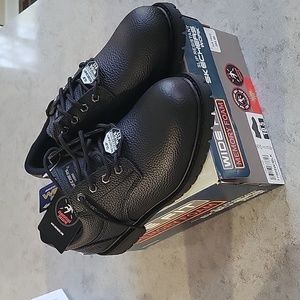 Skechers Slip Resistant Work ShoeMens 10.5 Wide Fit Black